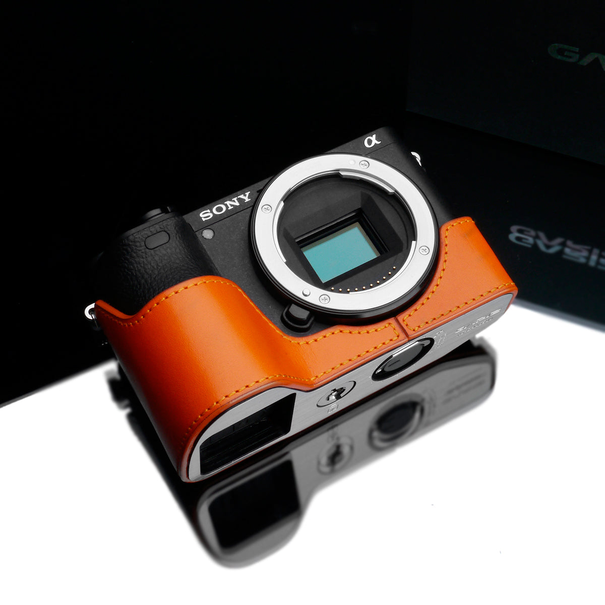 Gariz XS-CHA6500OR Genuine Leather Camera Half Case Orange for Sony A6500