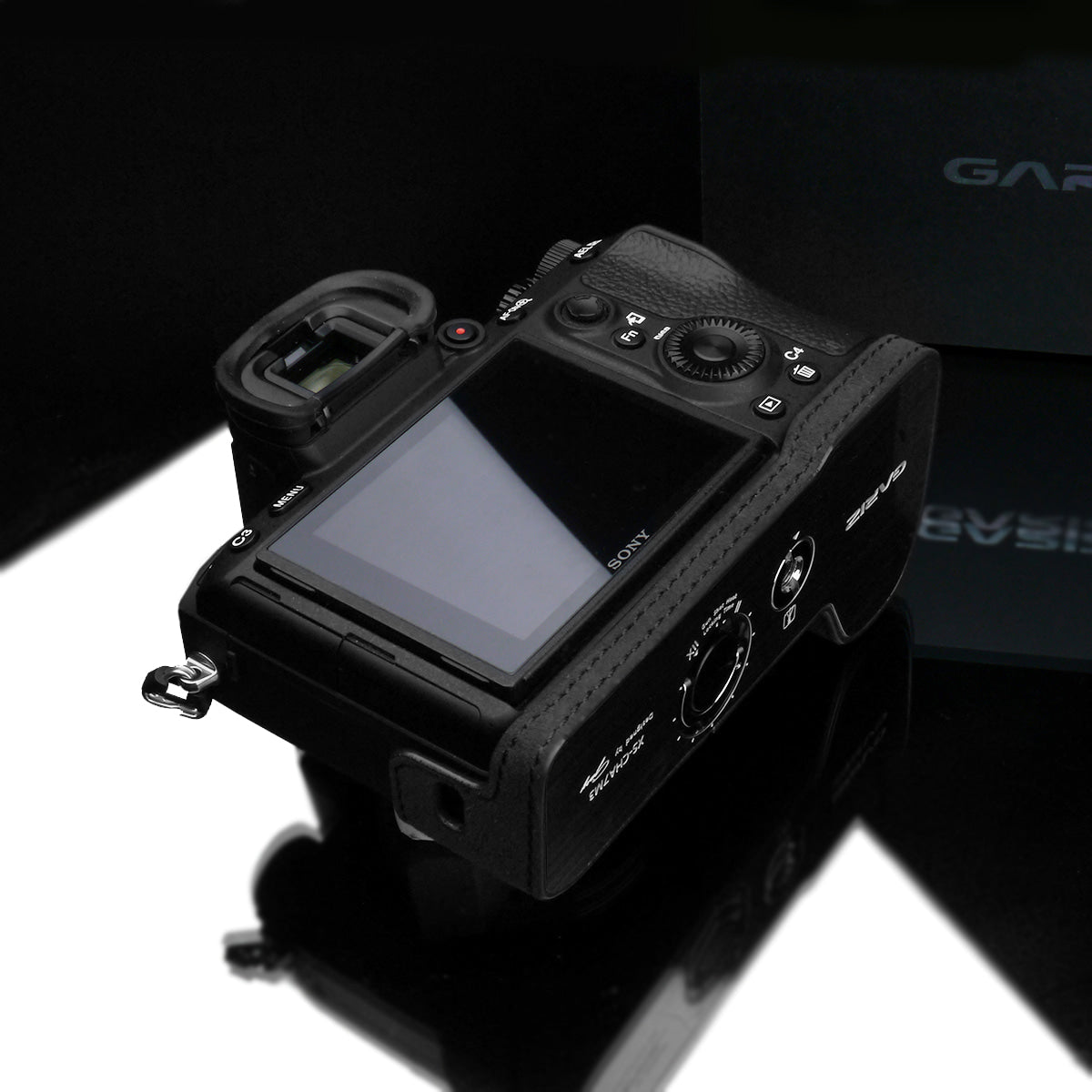 Gariz AT-A7M3CG Alcantara Camera Half Case Charcoal for Sony A7III