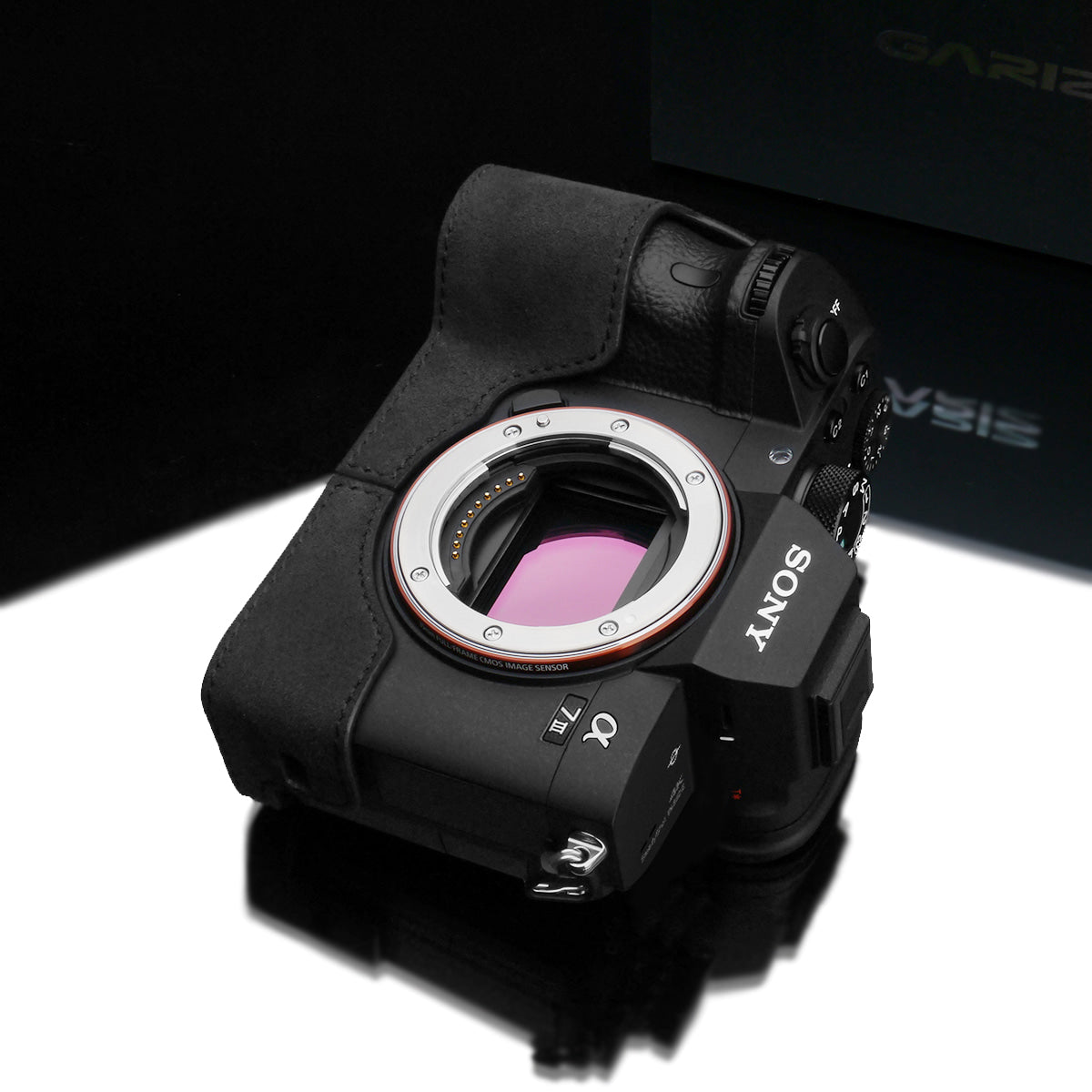 Gariz AT-A7M3CG Alcantara Camera Half Case Charcoal for Sony A7III