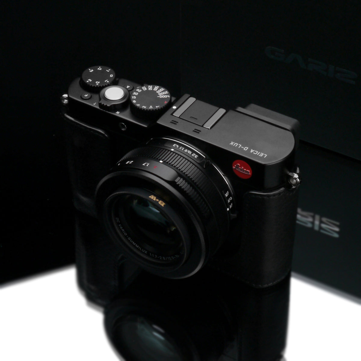 Gariz Leica D-LUX Black Leather Camera Half Case HG-DLUXBK