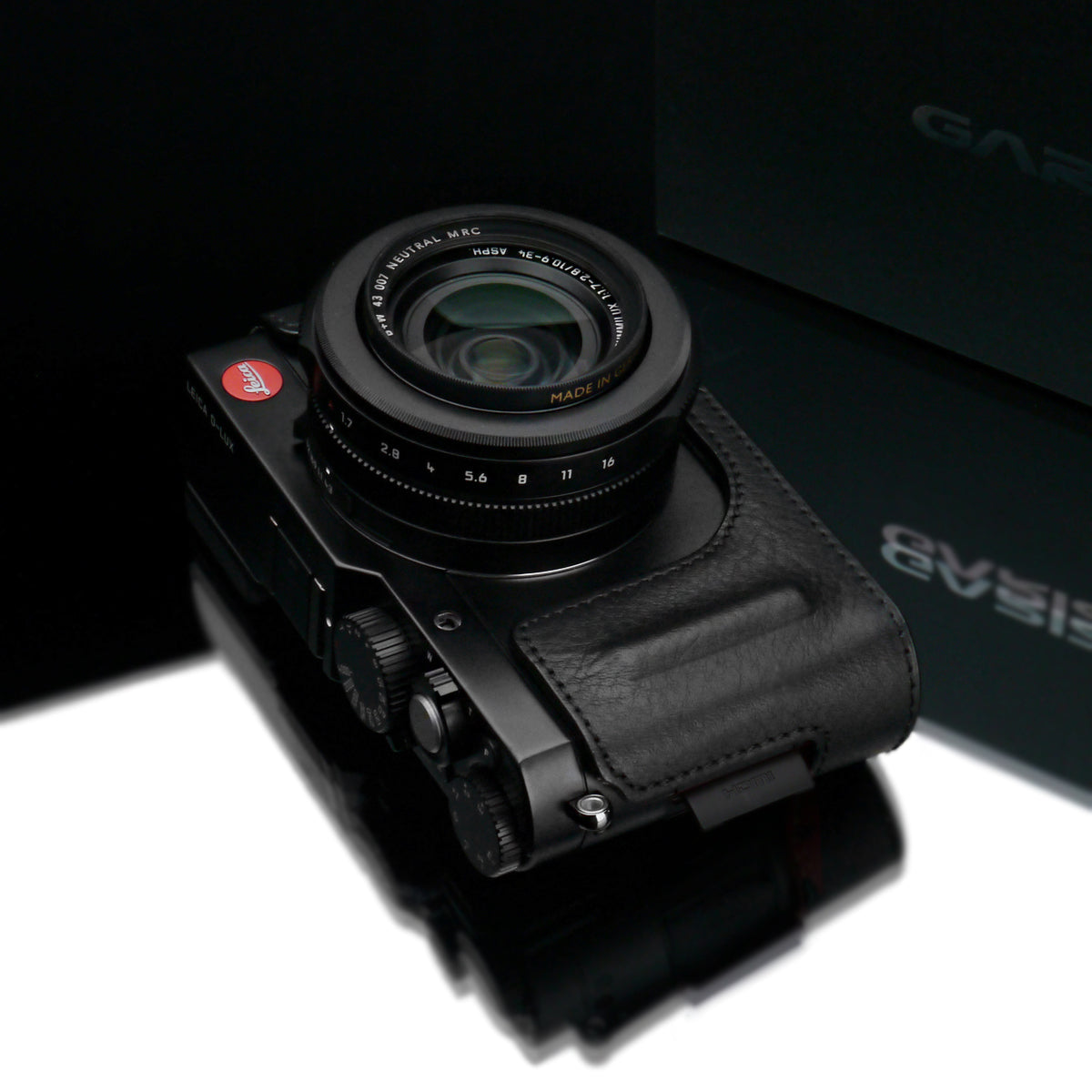 Gariz Leica D-LUX Black Leather Camera Half Case HG-DLUXBK