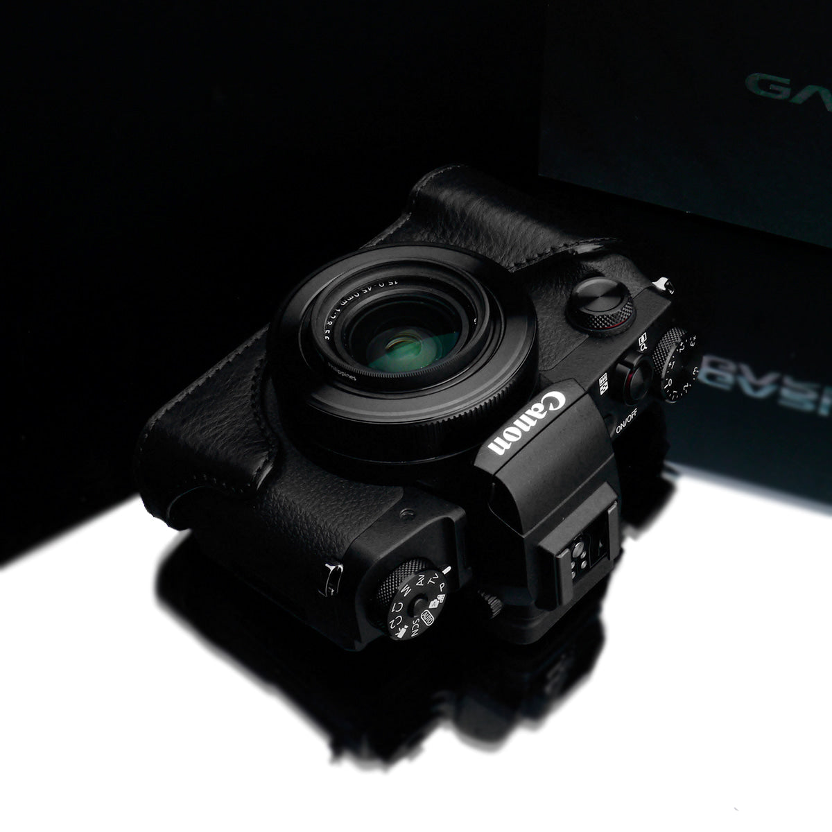 Gariz XS-G1XM3BK Black Leather Half Case for Canon G1X Mark III