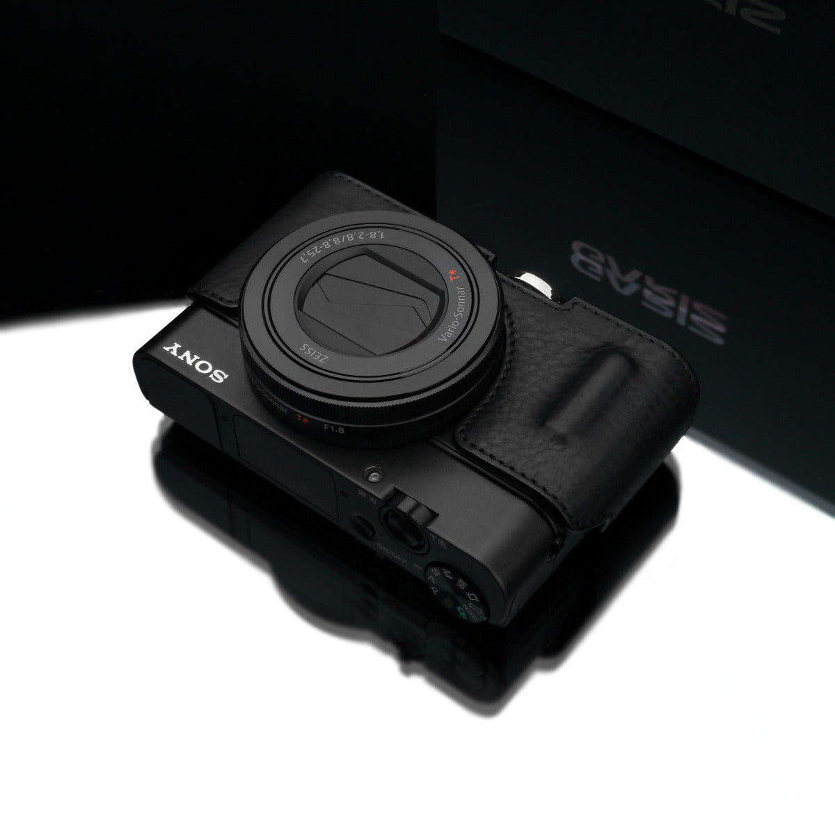 Gariz Sony RX100 MK3 / MK4 Black Leather Camera Half Case HG-RX100M3BK