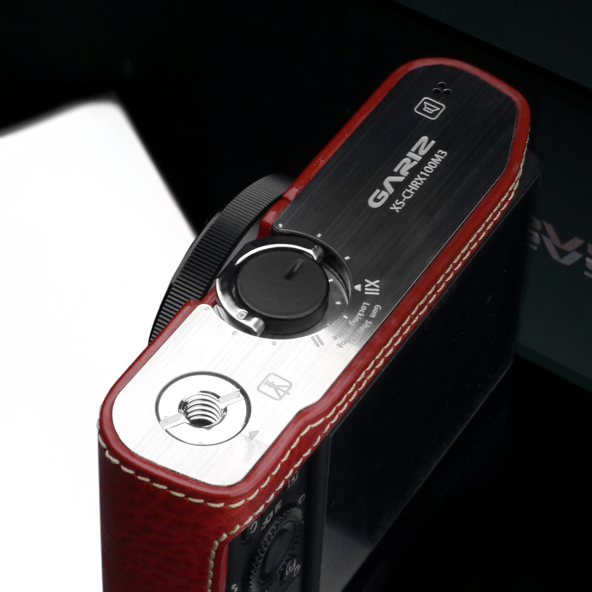 Gariz Sony RX100 MK3 / MK4 Red Leather Camera Half Case HG-RX100M3R (Grip Version)