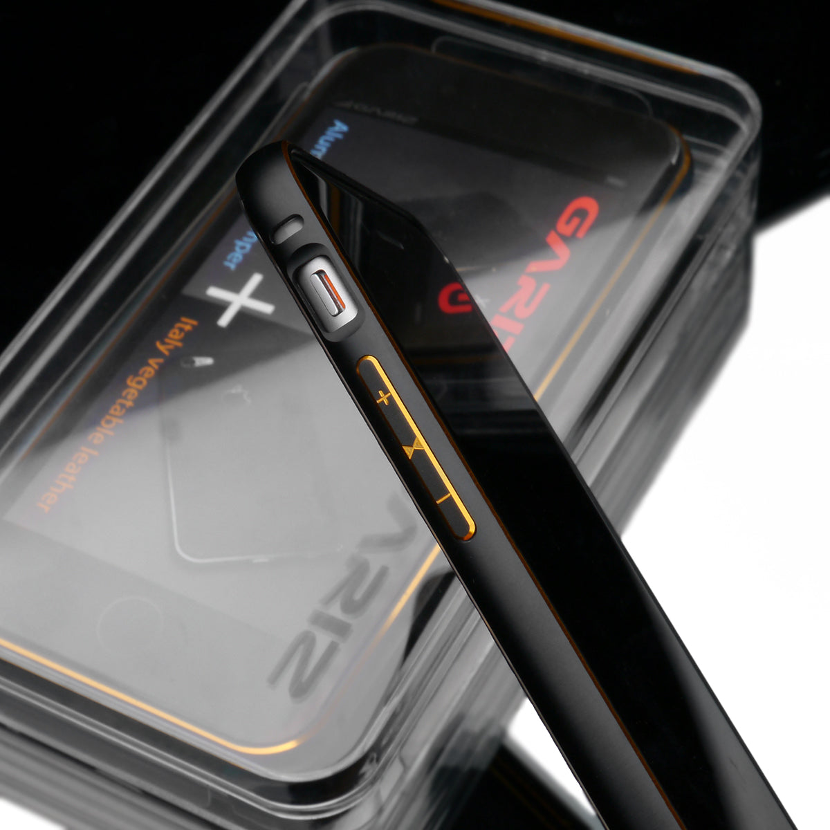 Gariz XA-IP6BS Metal Bumper Case Leather Skin for iPhone 6 6S Black Gold Trim