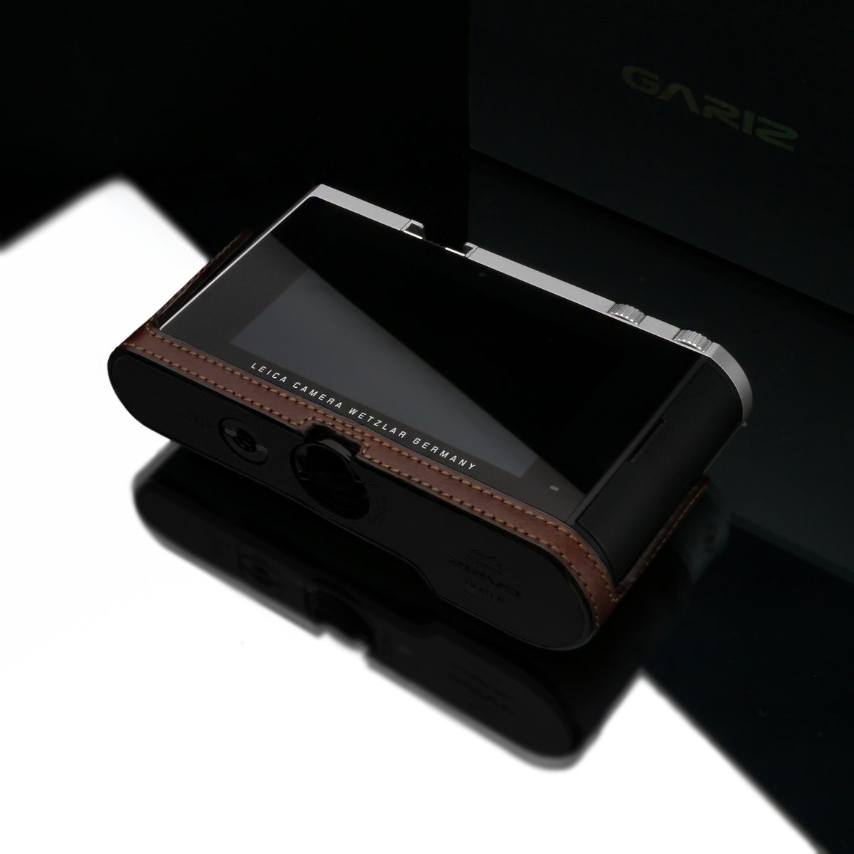 Gariz Black Label BL-LCTBR Half Case Brown for Leica T