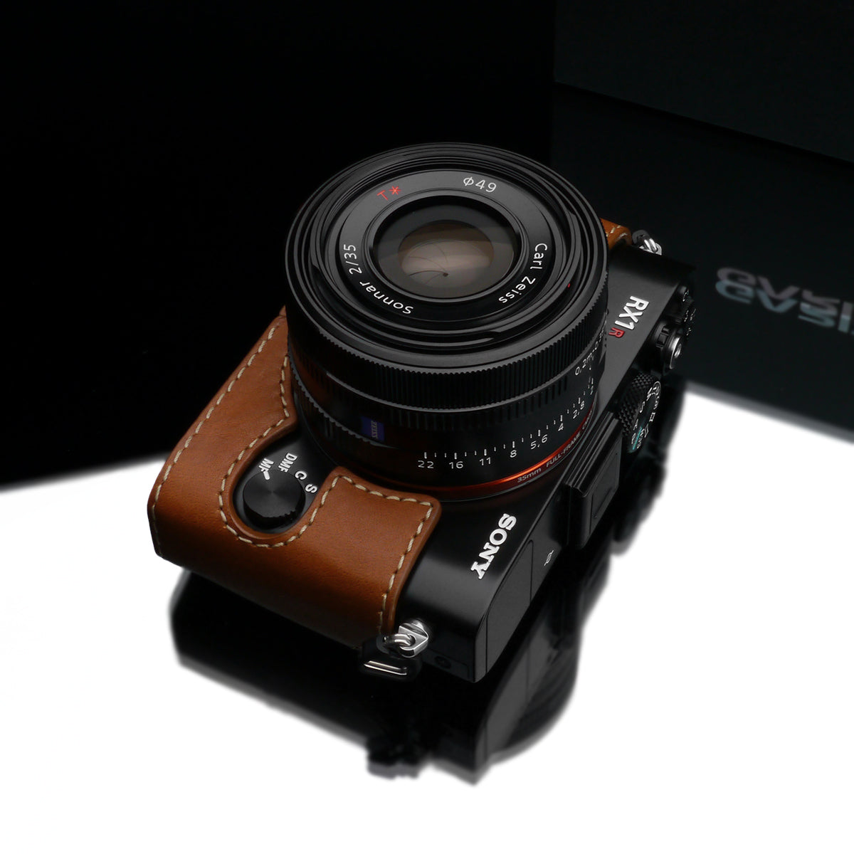 Gariz Camel Leather Camera Half Case HG-RX1R2CM for Sony RX1RII