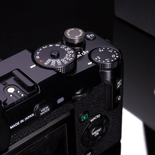 Gariz Screw Type Soft Button in Gunmetal XA-SB4 (Red Thread)