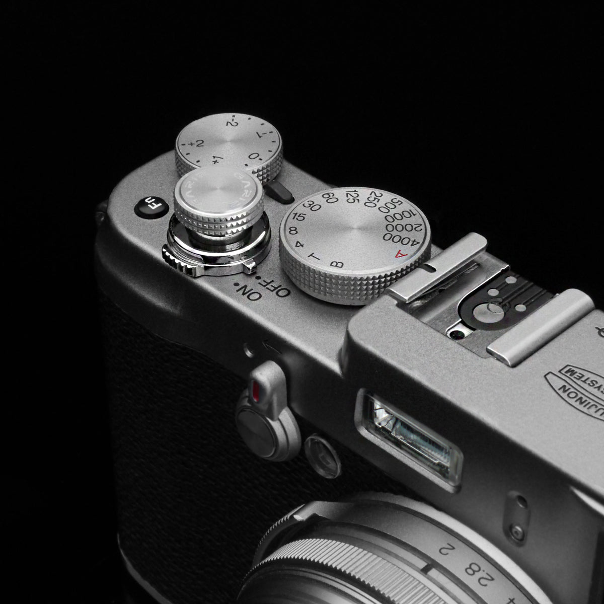 Gariz Screw Type Soft Button in Silver XA-SBA2 (Red Thread)