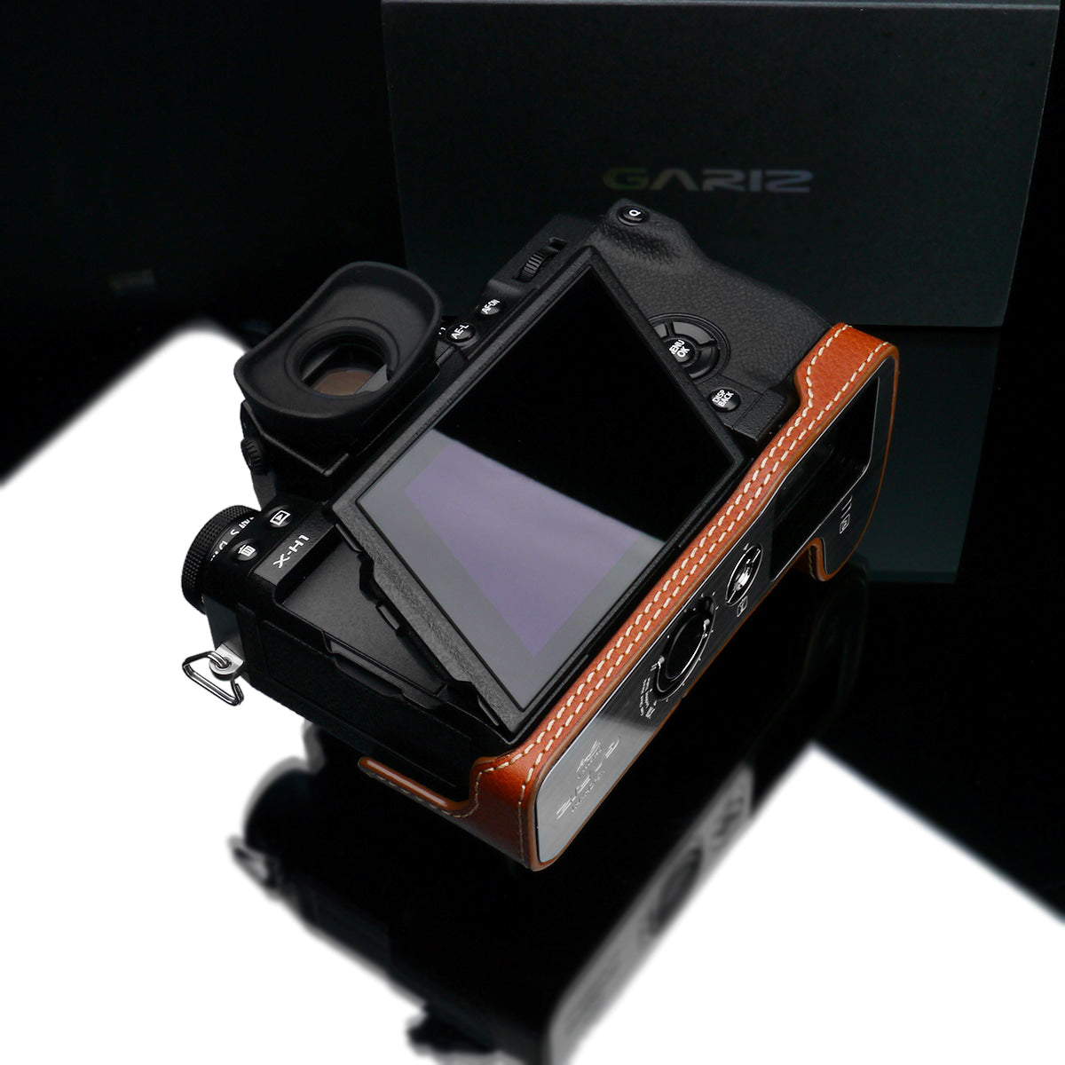Gariz XS-CHXH1CM Leather Camera Half Case Camel for Fujifilm X-H1