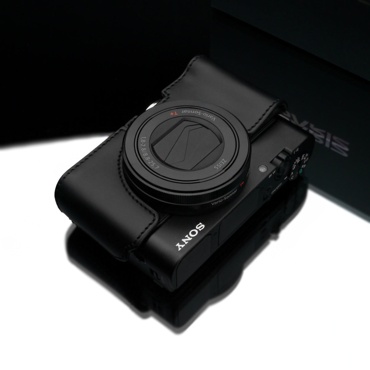 Gariz Sony RX100 MK3 / MK4 Black Leather Camera Half Case XS-CHRX100M3BK (Grip Version)