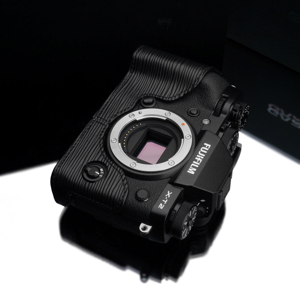 Gariz BL-XT2ABK Leather Camera Half Case Black for Fujifilm Fuji X-T2 / X-T3