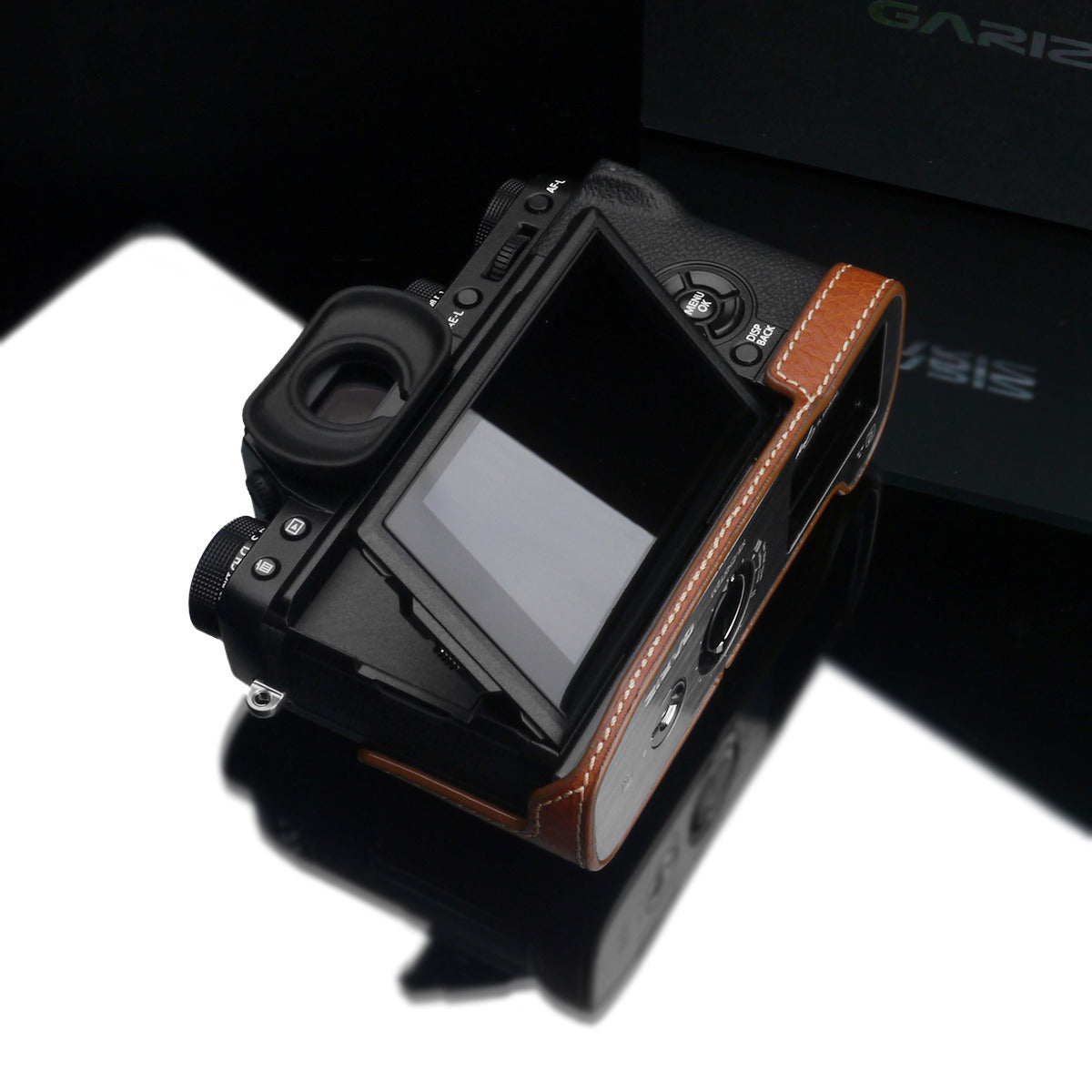 Gariz XS-CHXT2CM Camel Genuine Leather Half Case for Fujifilm Fuji X-T2 / X-T3