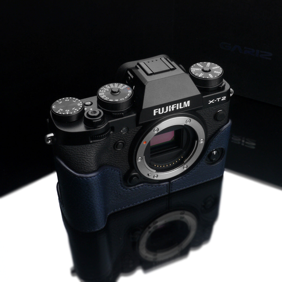 Gariz XS-CHXT2NV Navy Genuine Leather Half Case for Fujifilm Fuji X-T2 / X-T3