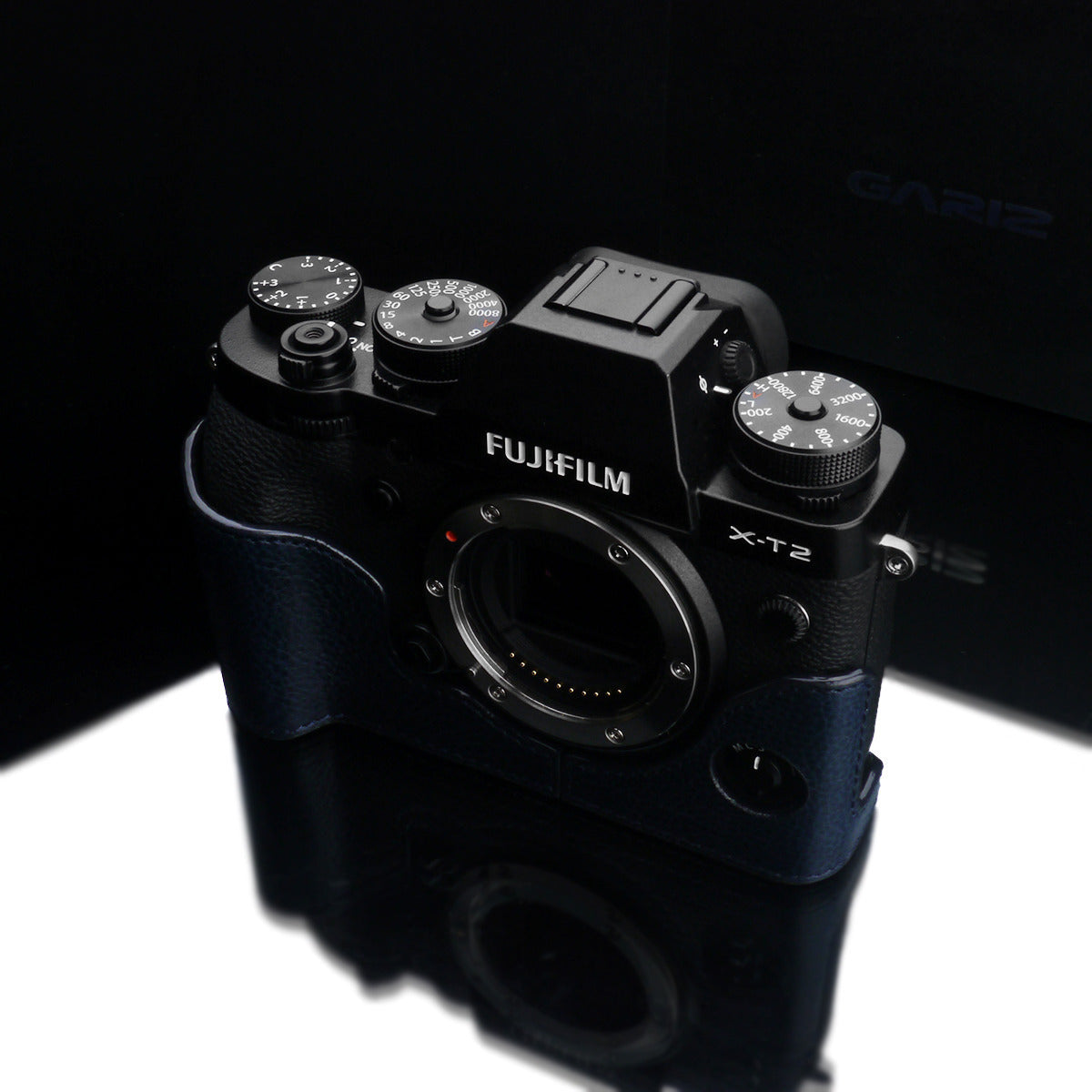 Gariz XS-CHXT2NV Navy Genuine Leather Half Case for Fujifilm Fuji X-T2 / X-T3