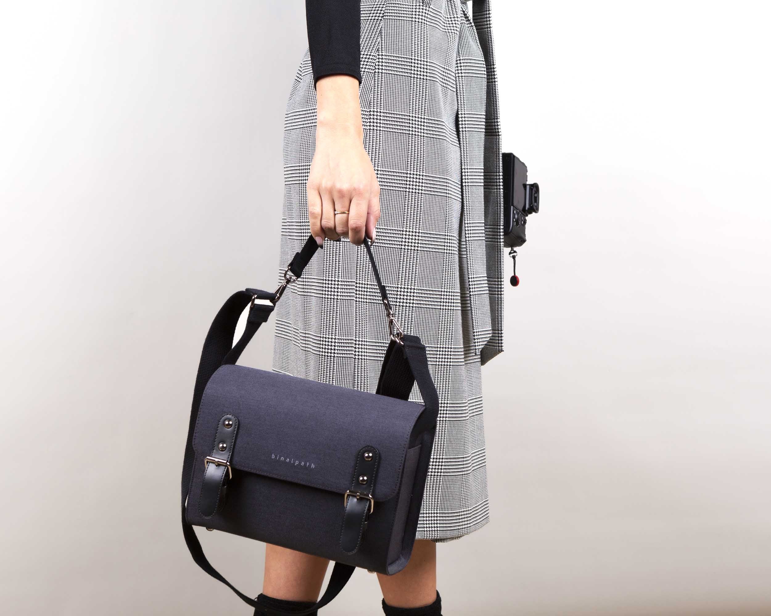 Binalpath Canvas Black Camera Shoulder Bag - Ace