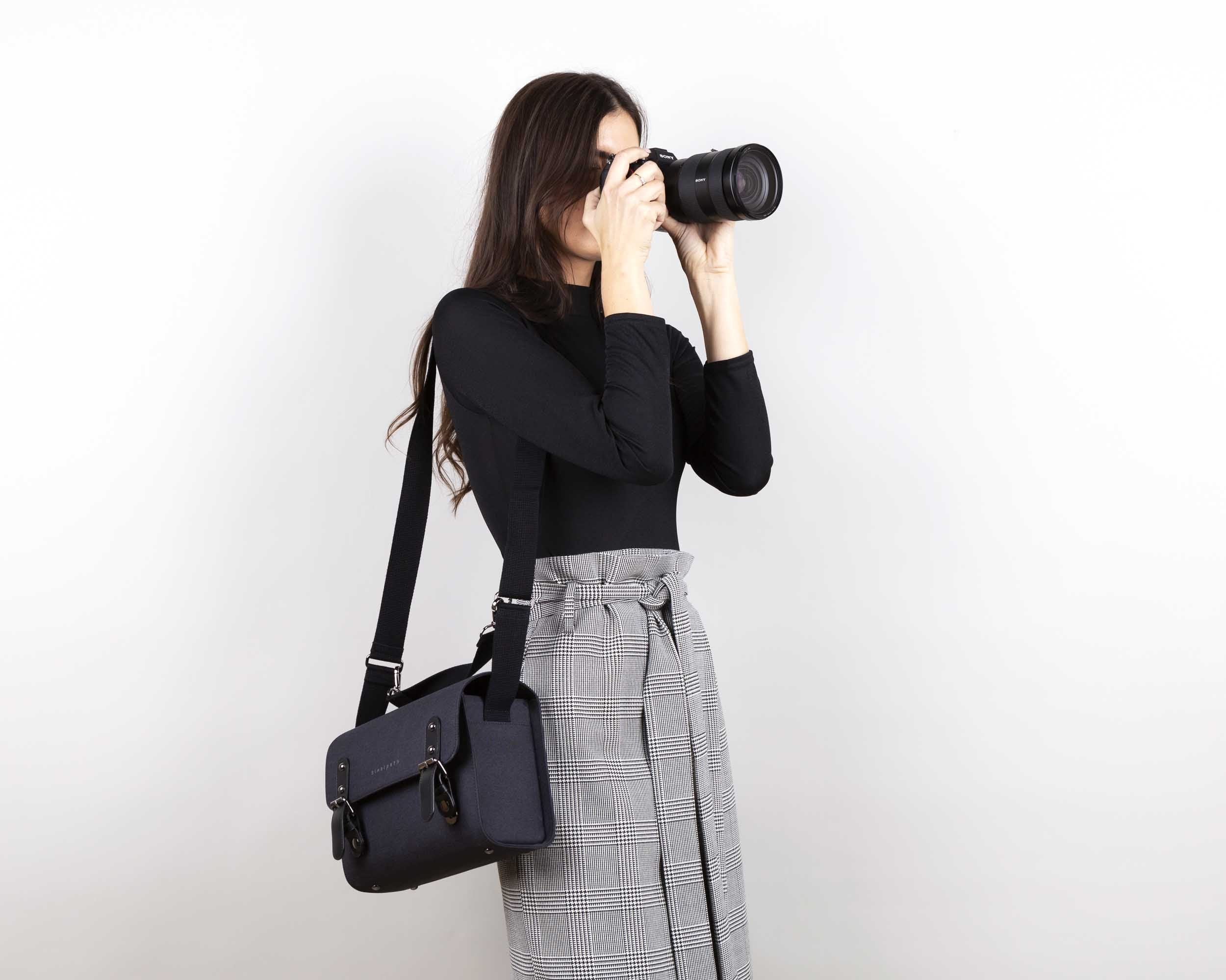 Binalpath Canvas Black Camera Shoulder Bag - Ace