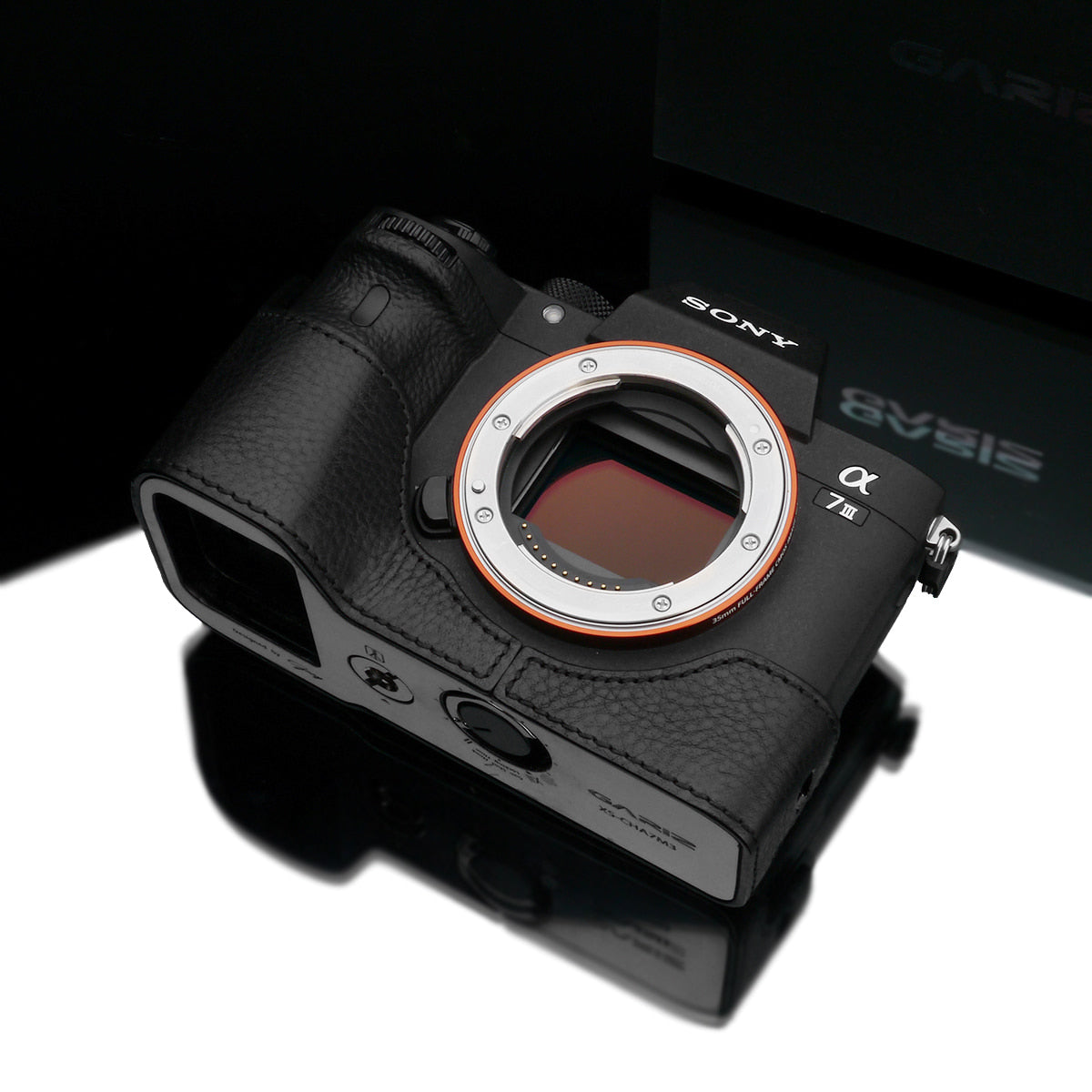 Gariz Black XS-CHA7M3BKO Genuine Leather Half Case for Sony A7RIII/Sony A7III