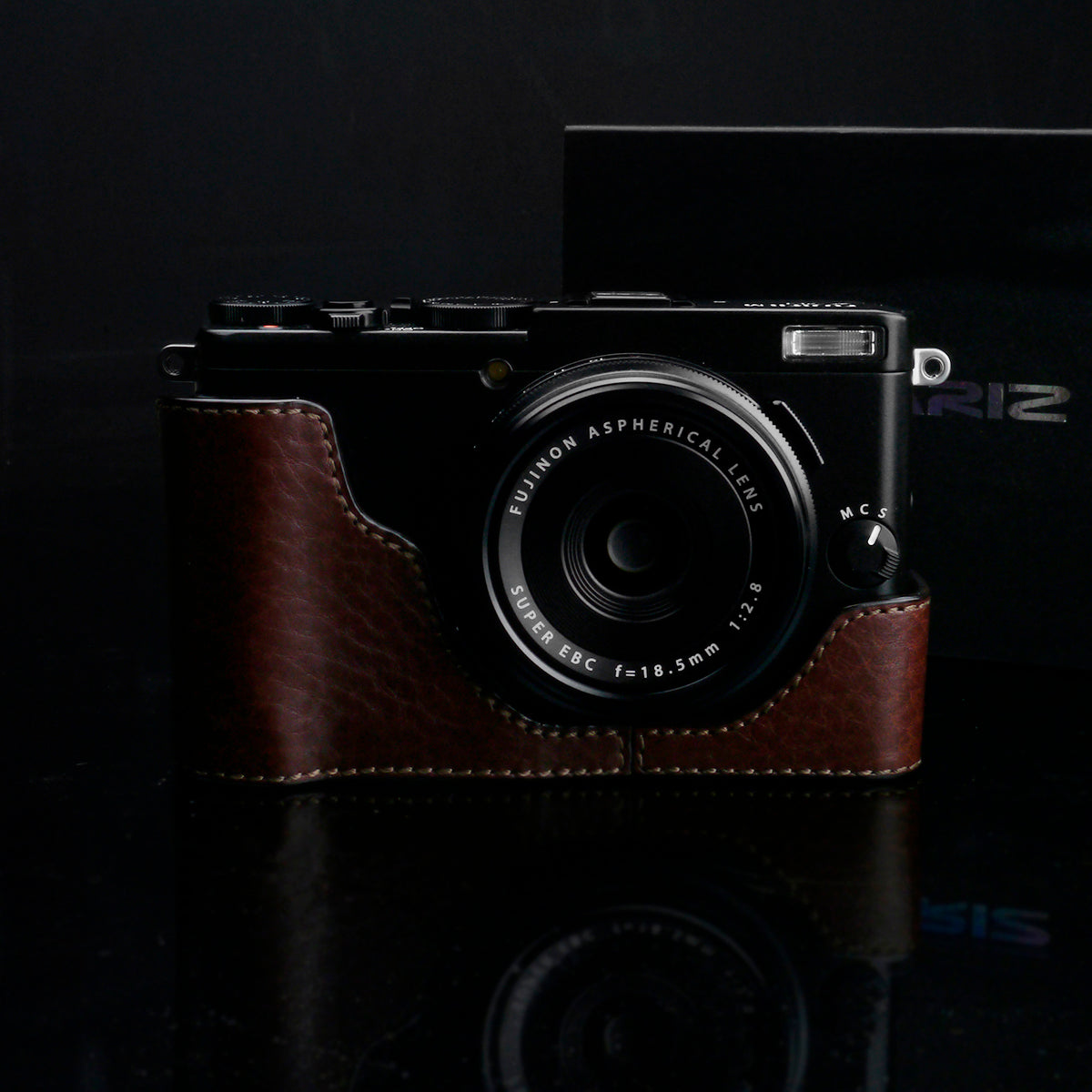 Gariz CHX70BR Brown Genuine Leather Half Case for Fuji Fujifilm X70